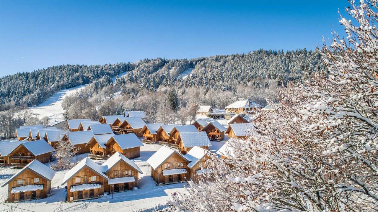 Madame Vacances Les Chalets Du Berger La Féclaz Exterior foto