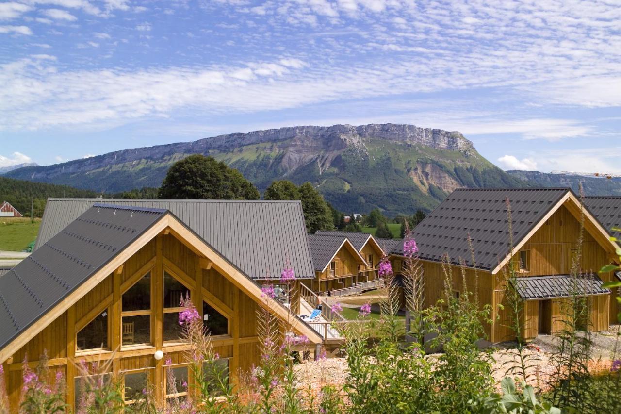 Madame Vacances Les Chalets Du Berger La Féclaz Exterior foto
