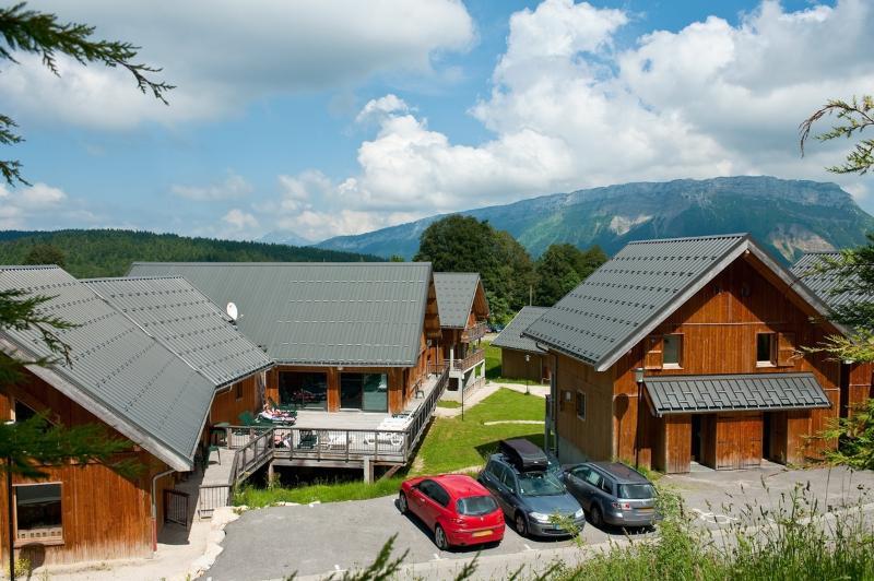 Madame Vacances Les Chalets Du Berger La Féclaz Exterior foto
